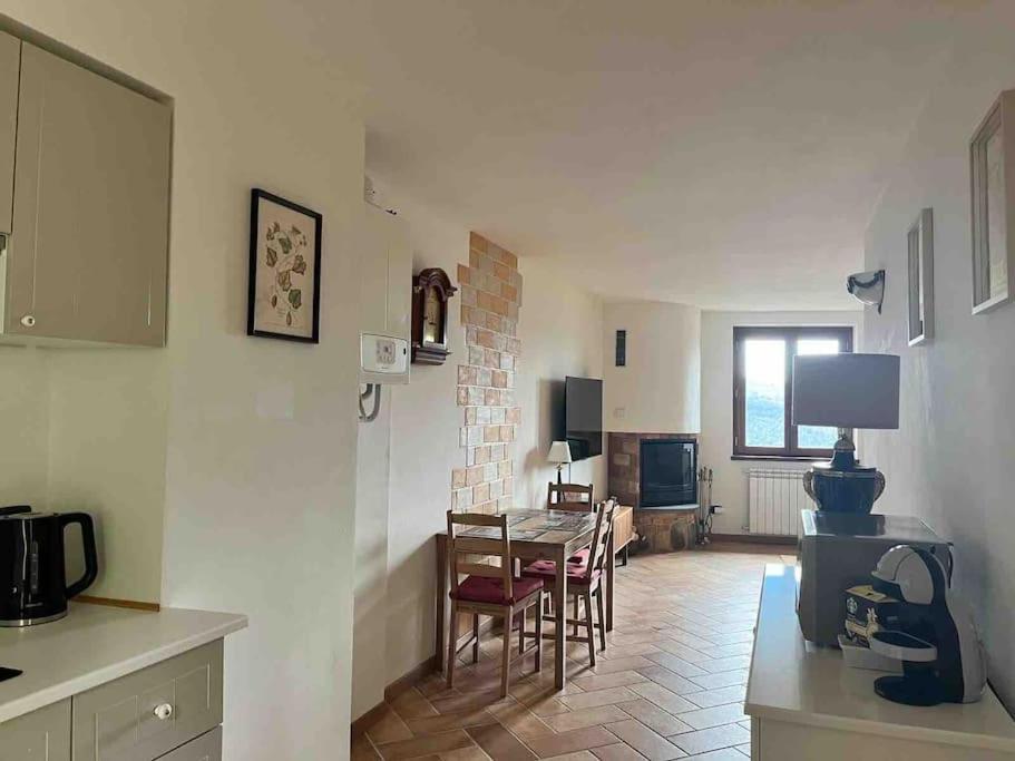 Casa Con Vista Lejlighed Costa di Serina Eksteriør billede